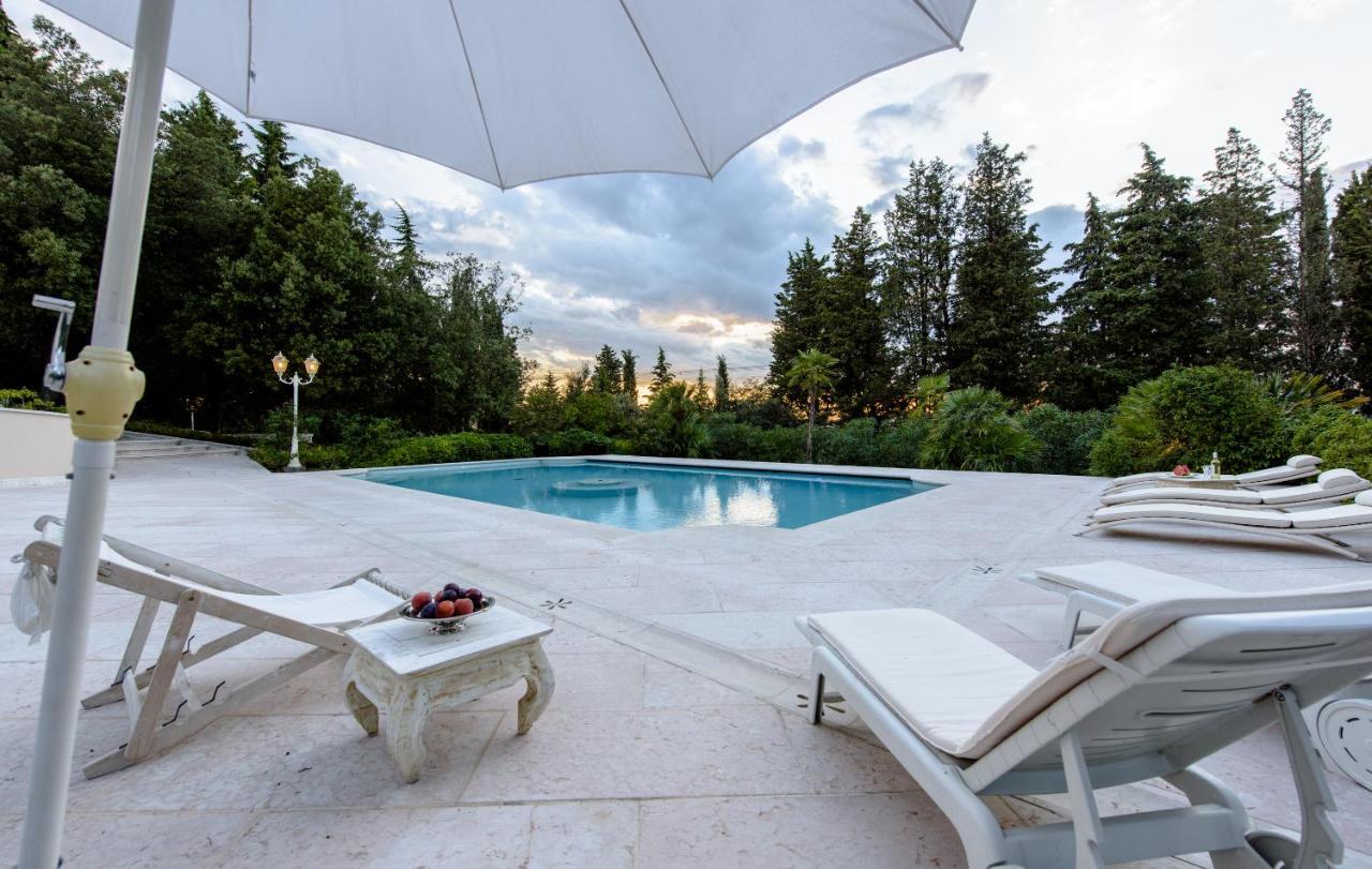 Villa Rinaldi مونتيزبيرتولي المظهر الخارجي الصورة