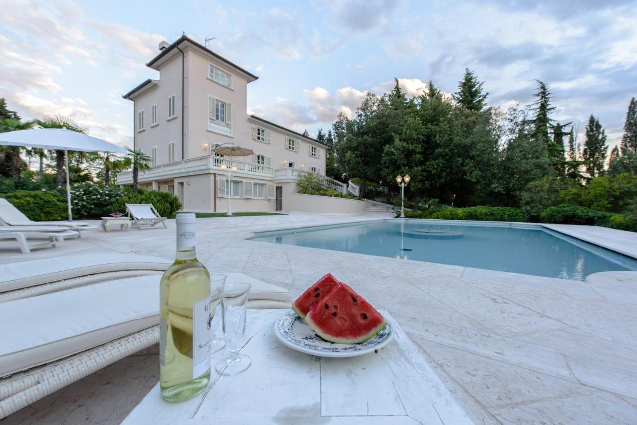 Villa Rinaldi مونتيزبيرتولي المظهر الخارجي الصورة